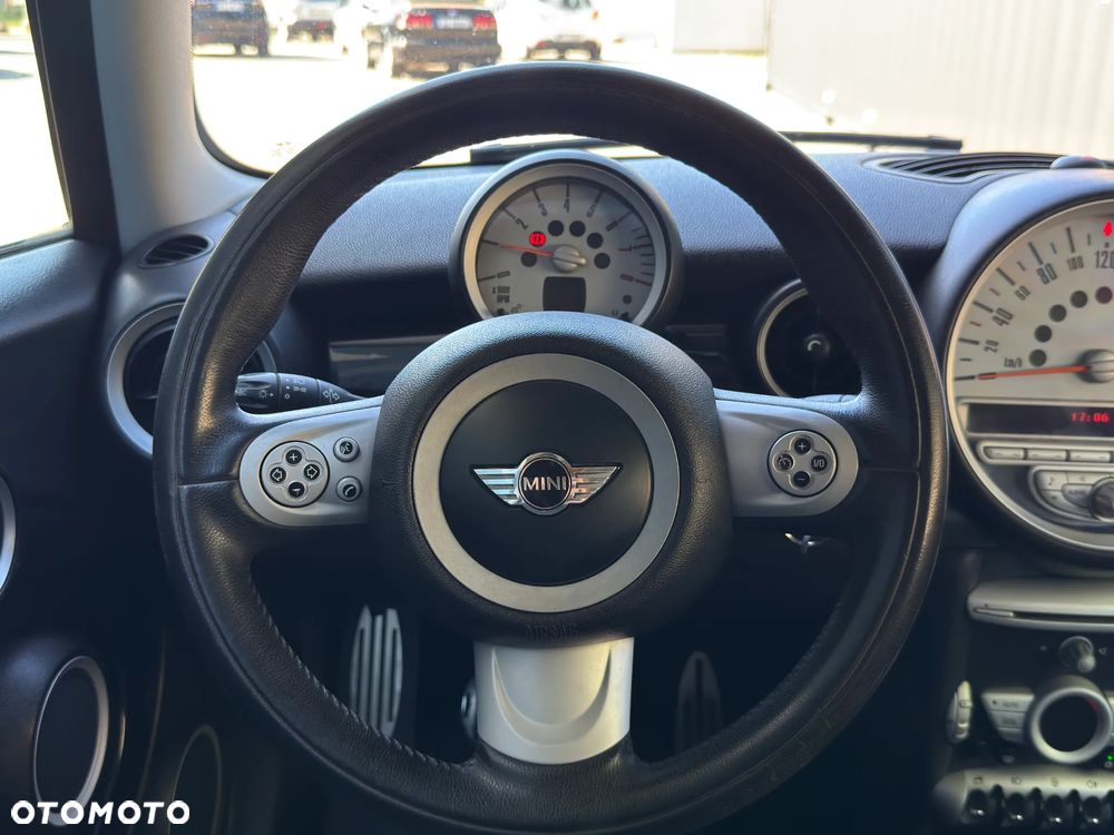 MINI Cooper S - 25