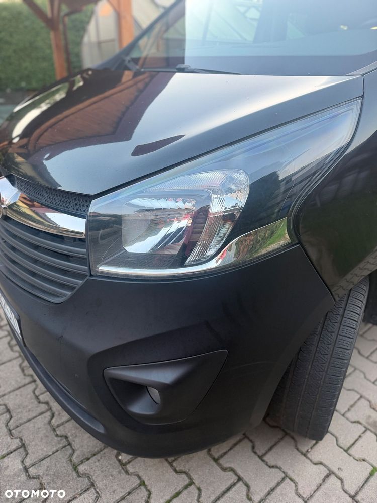 Opel Vivaro - 2