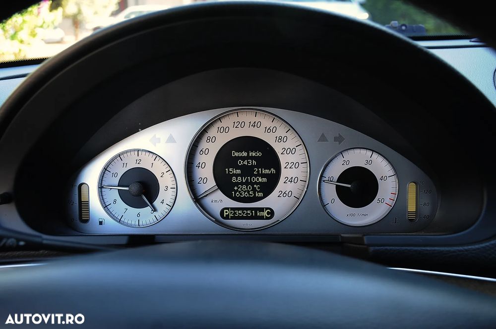 Mercedes-Benz E 220 CDI Automatik Avantgarde - 12