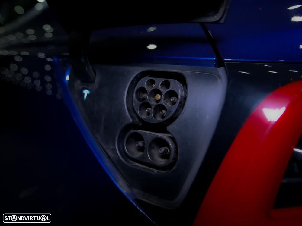 Tesla Model 3 Long-Range Dual Motor AWD - 12