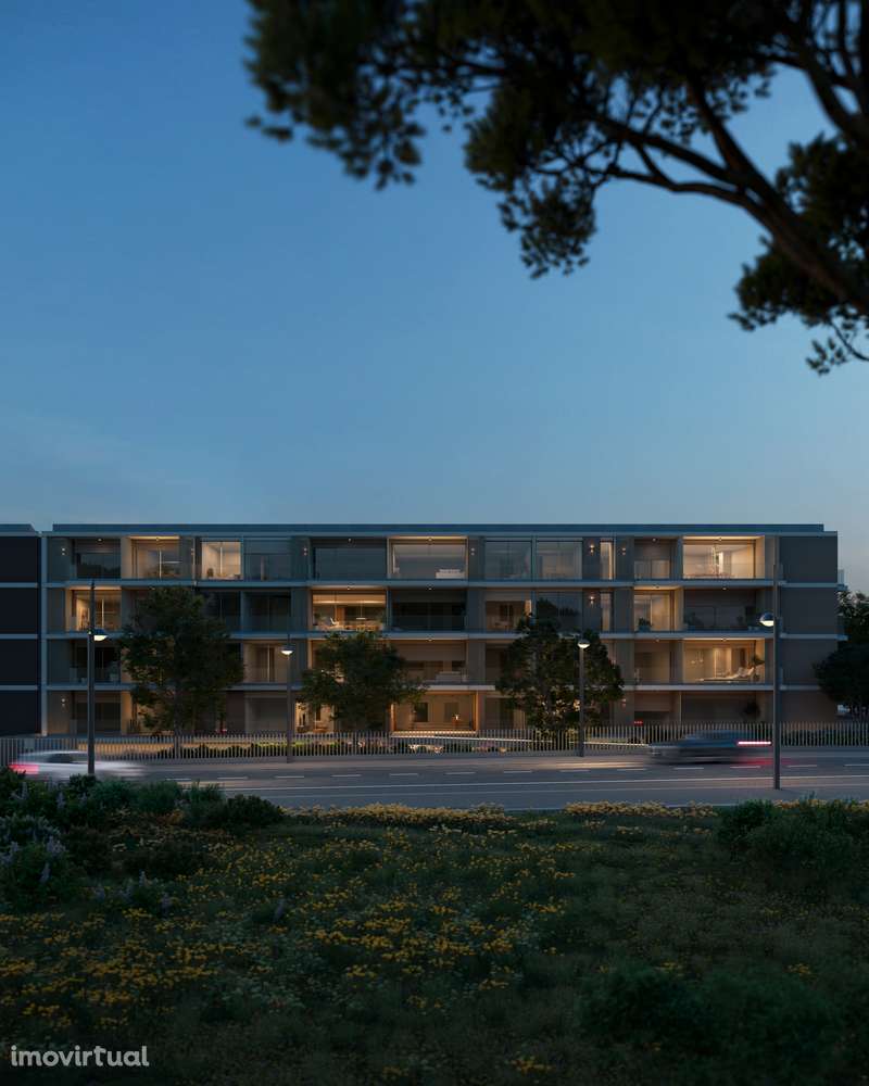 Bom T3 próx. da praia, 2 suites, sala com varanda e BOX (2 Carros) - Grande imagem: 5/15