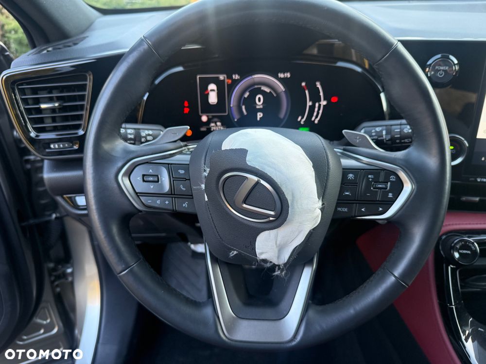 Lexus NX 350h Prestige AWD - 37