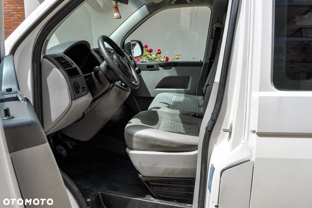 Volkswagen Transporter - 7