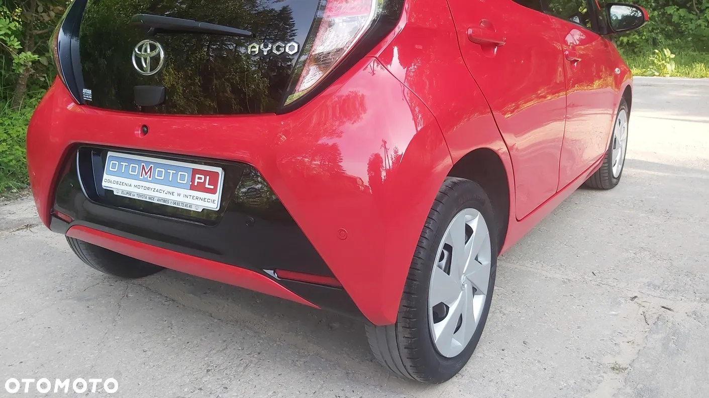 Toyota Aygo x-play - 16