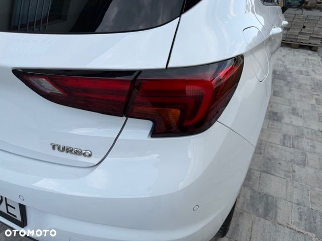 Opel Astra 1.4 T Dynamic - 23