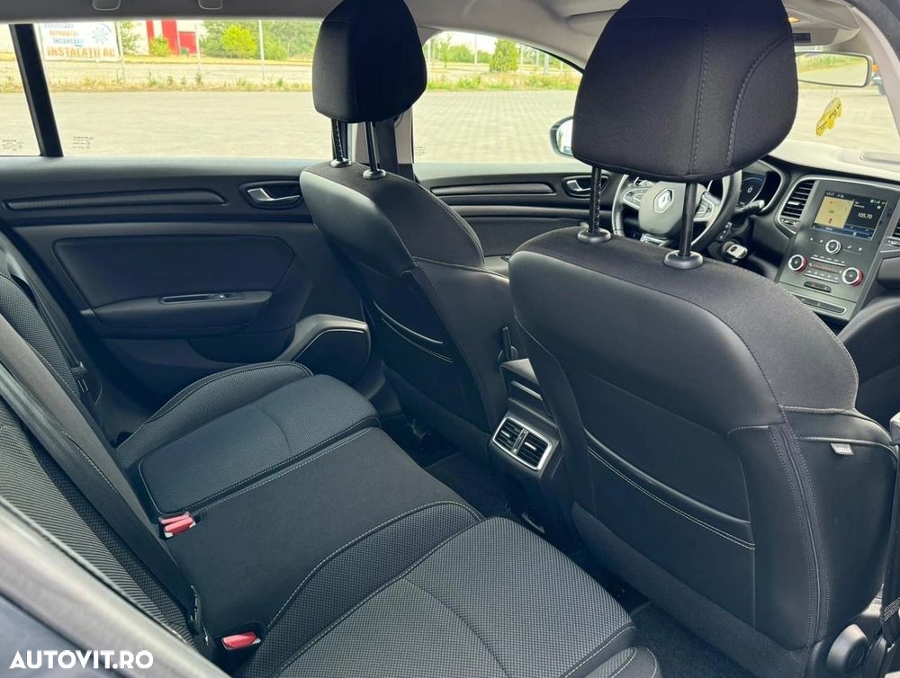 Renault Megane - 9