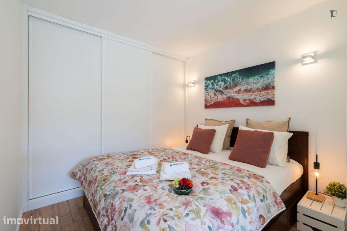 Apartamento com 1 quartos - localizado em Vitória Porto - Grande imagem: 2/25