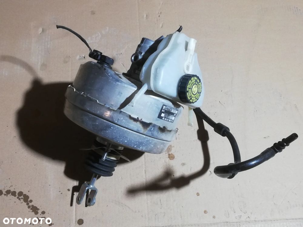 A2054300130 Serwo pompa C 220 BlueTEC / d 205.004 125 2014 MERCEDES-BENZ C (W205)-