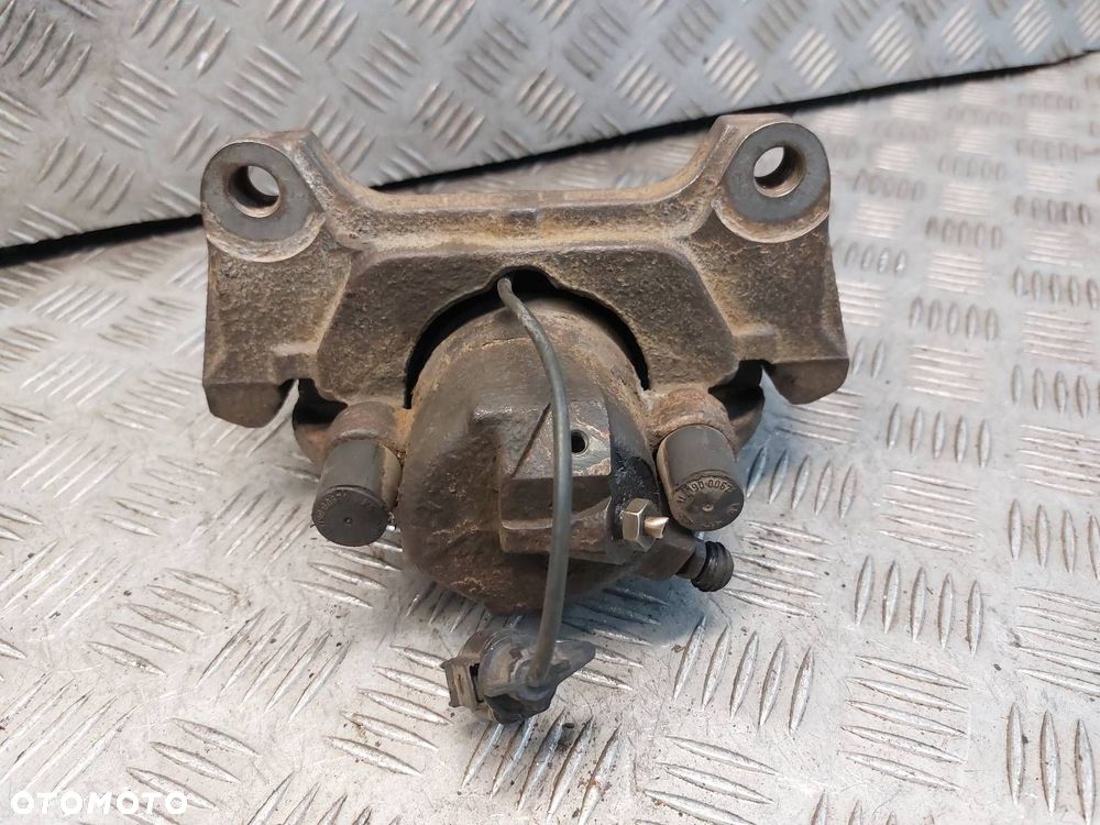 TARCZE HAMULCOWE PRZÓD + KLOCKI + ZACISKI AUID A6 C6 2.0 TDI - 12