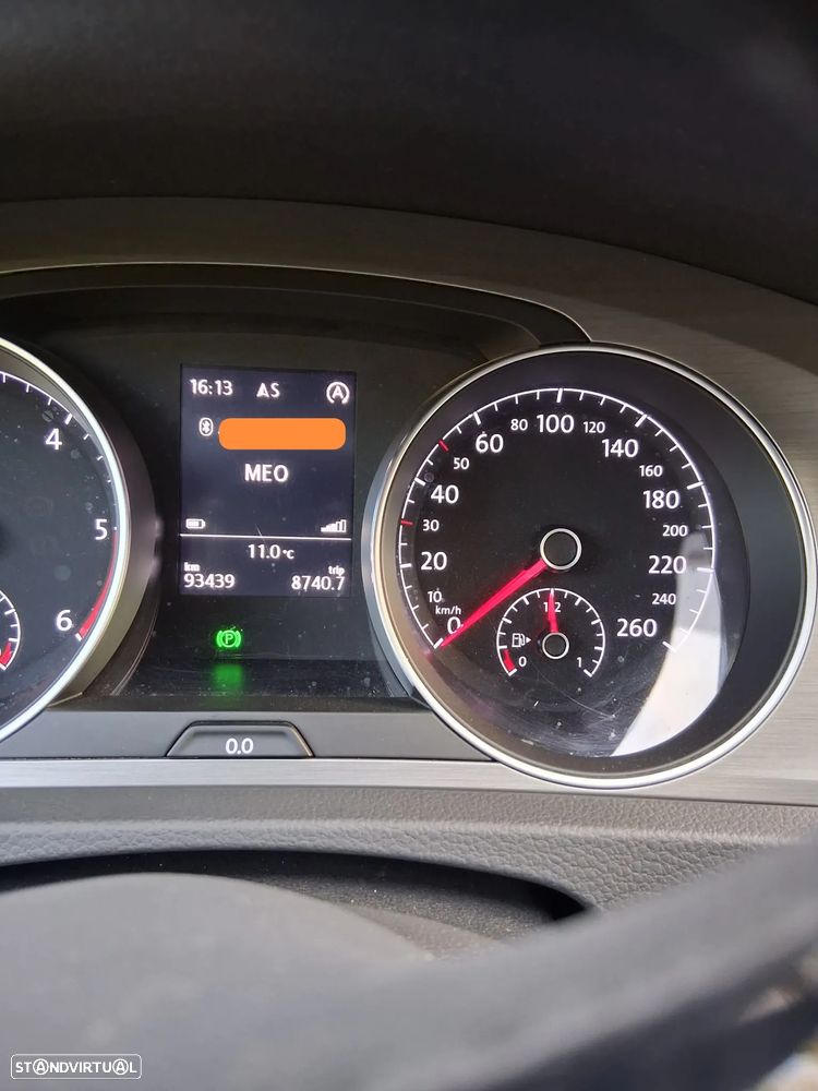 VW Golf 1.6 TDi BlueMotion Confortline - 8