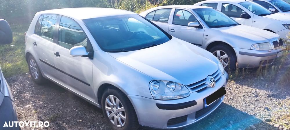 Volkswagen Golf - 17
