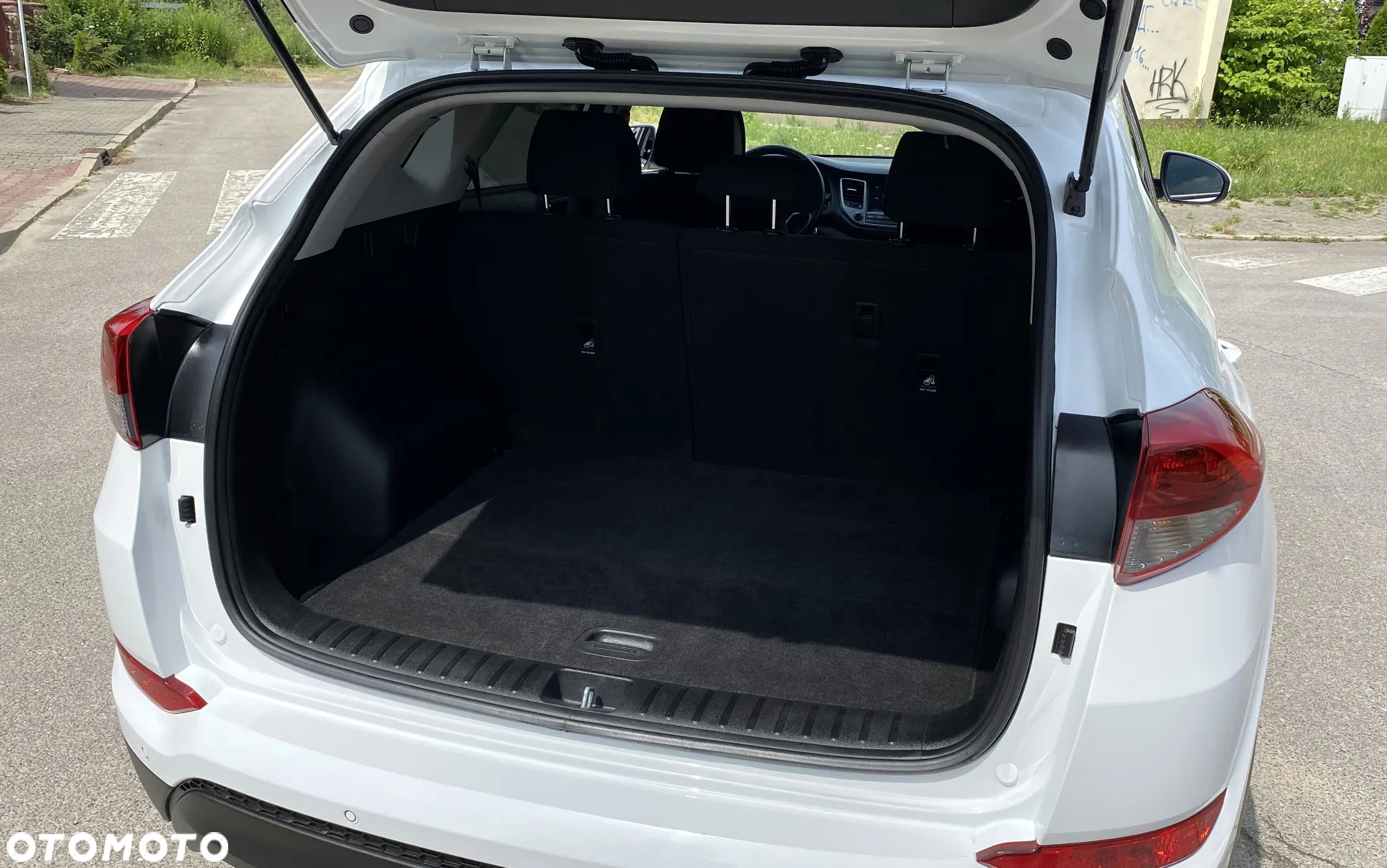 Hyundai Tucson 1.6 GDi 2WD Select - 34