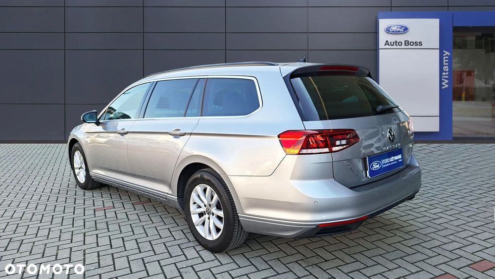 Volkswagen Passat Variant 2.0 TDI EVO Business DSG - 3