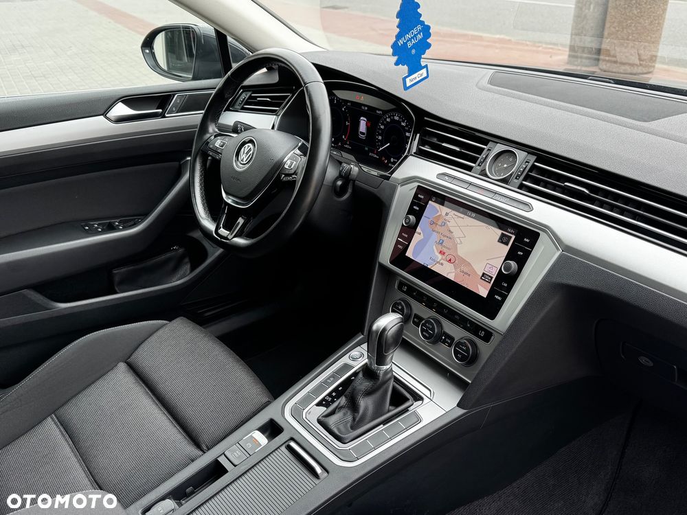 Volkswagen Passat 2.0 TDI (BlueMotion Technology) DSG Comfortline - 38