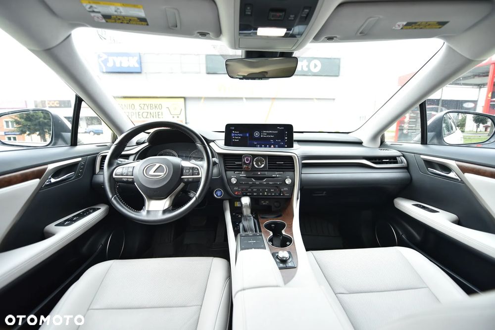 Lexus RX - 23
