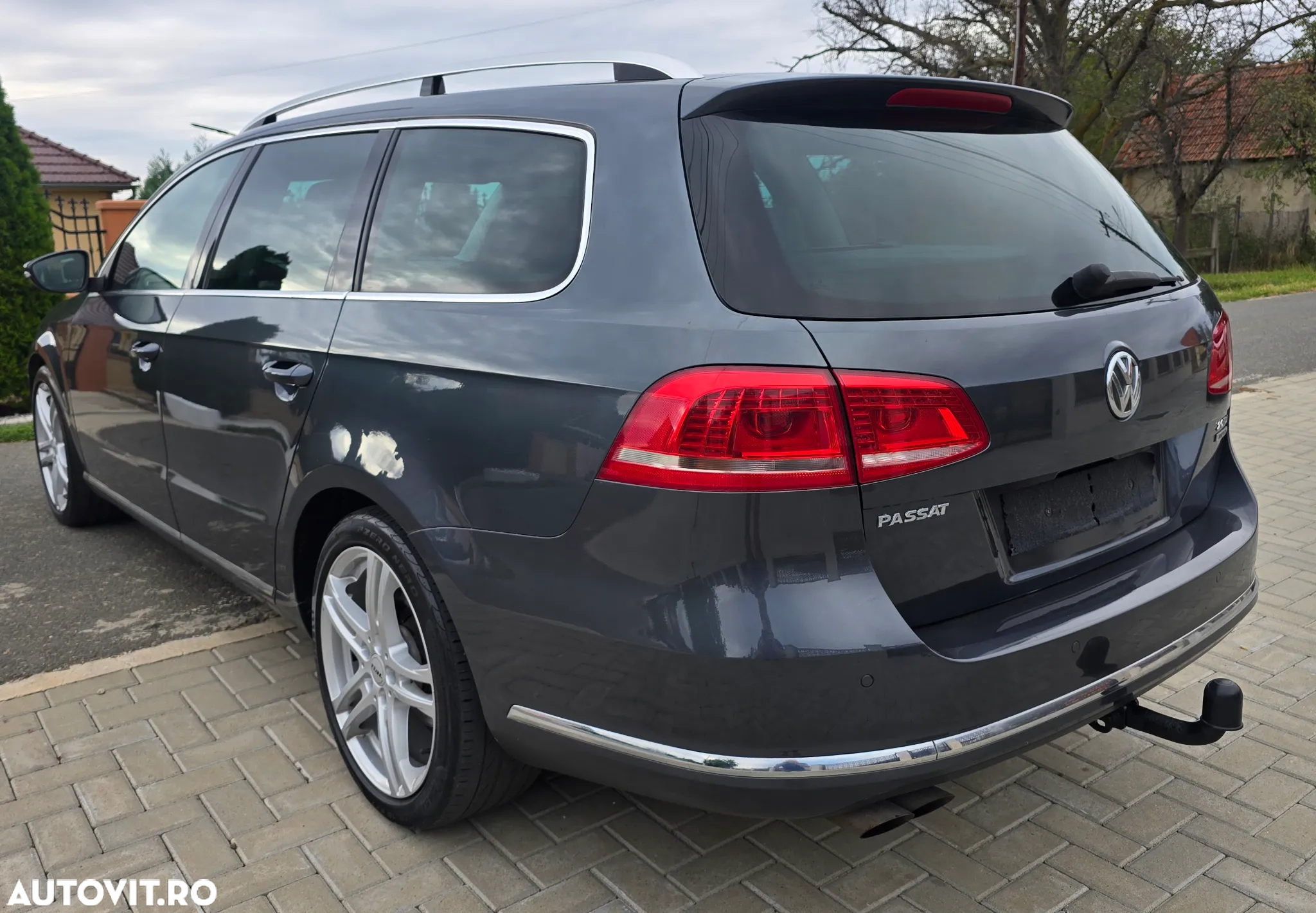 Volkswagen Passat Variant 2.0 TDI 4Motion BlueMotion Technology Highline - 5