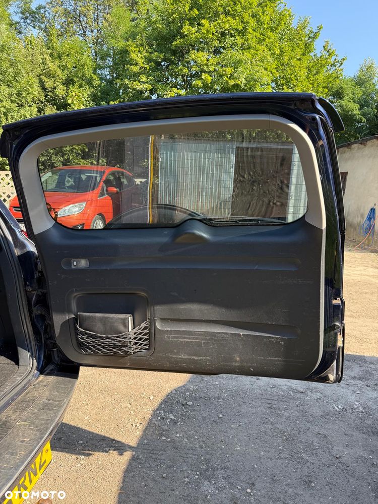 Toyota RAV4 - 12