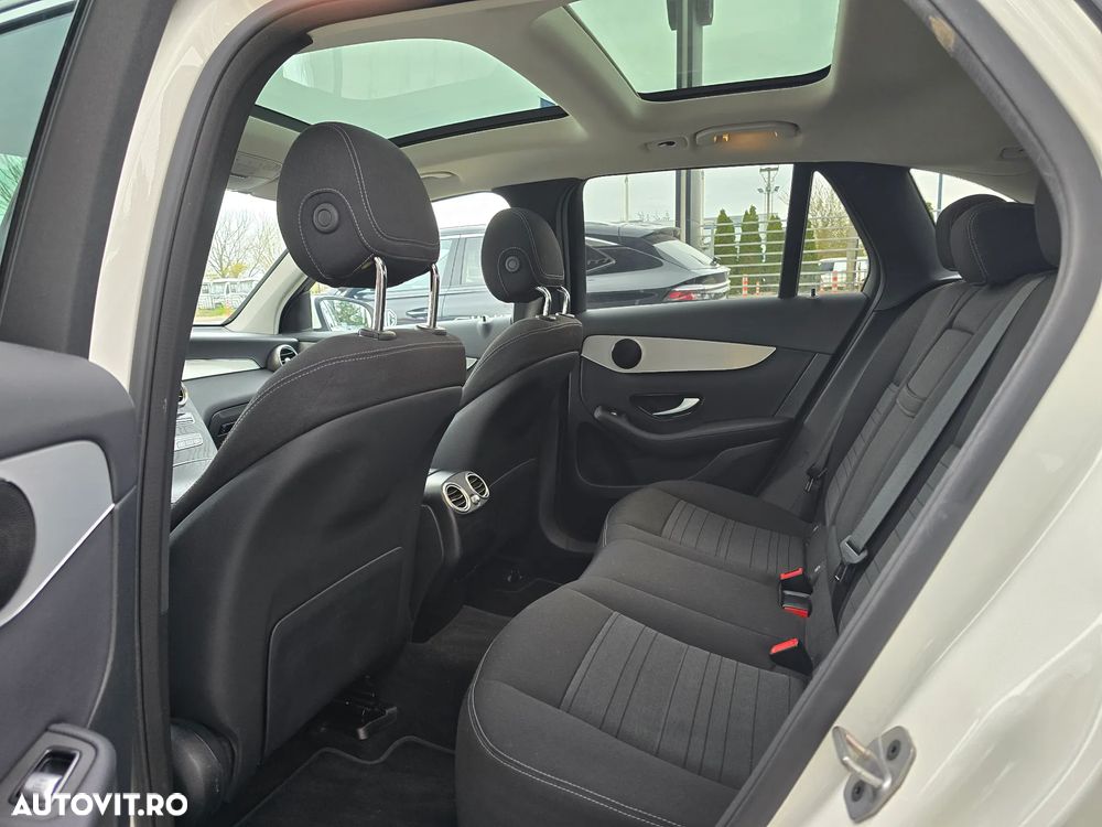 Mercedes-Benz GLC - 18