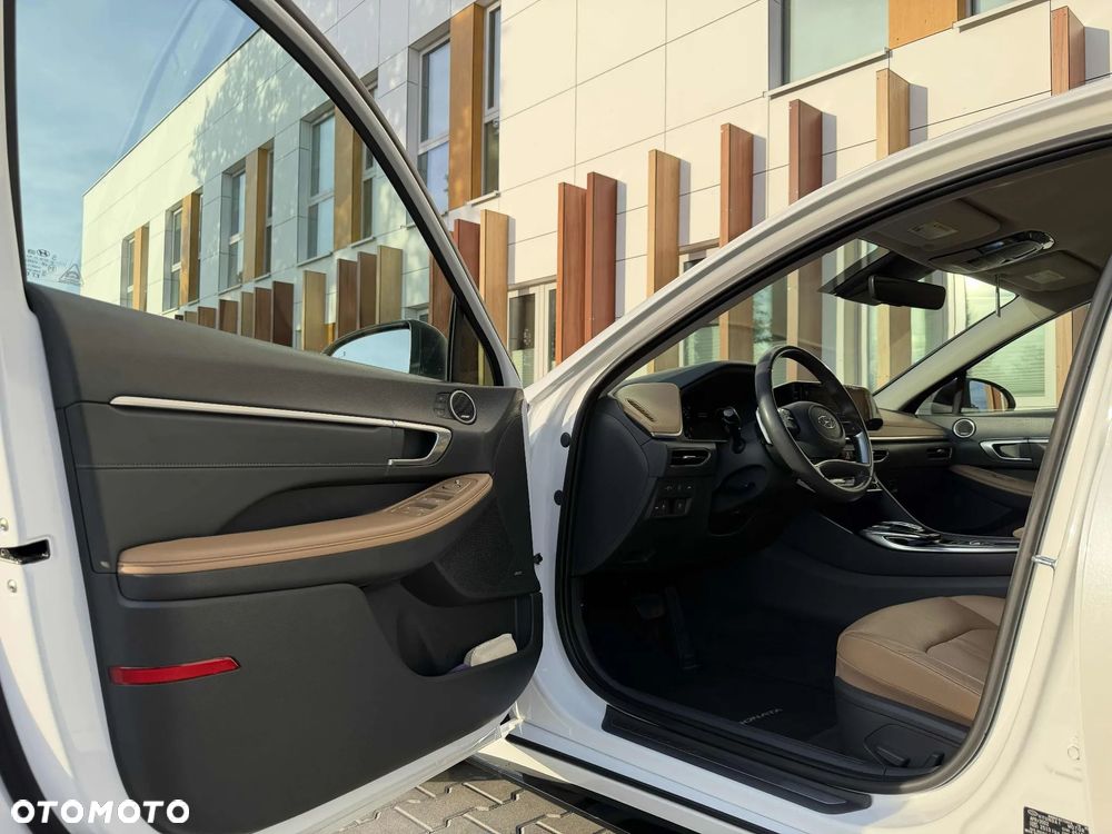 Hyundai Sonata - 10
