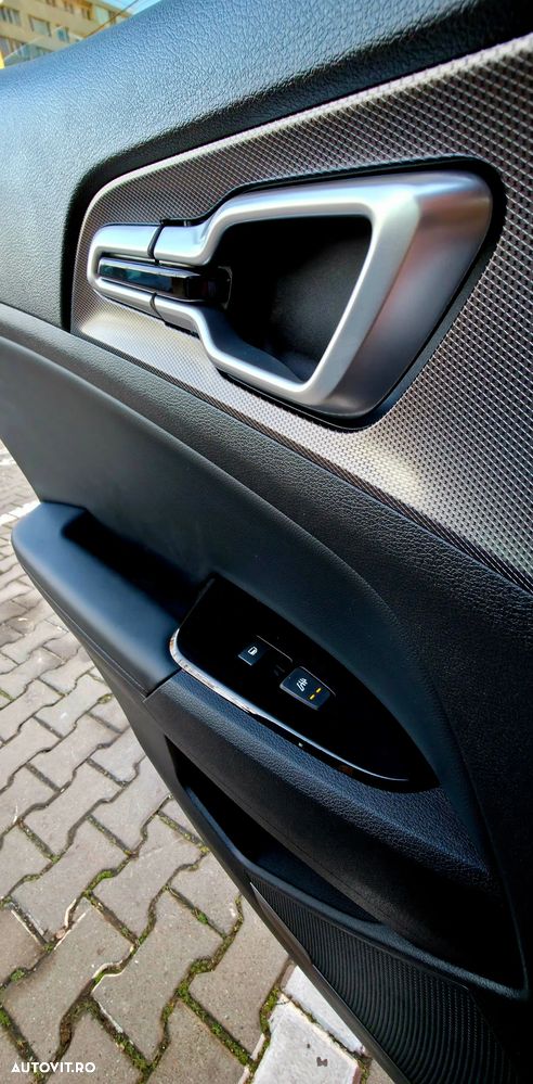 Kia Sportage 1.6 T-GDI HEV 6AT 4x2 Business Line - 10