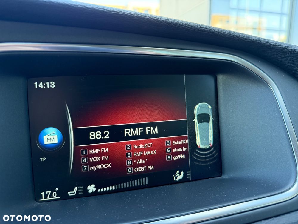 Volvo V40 T3 Momentum - 24