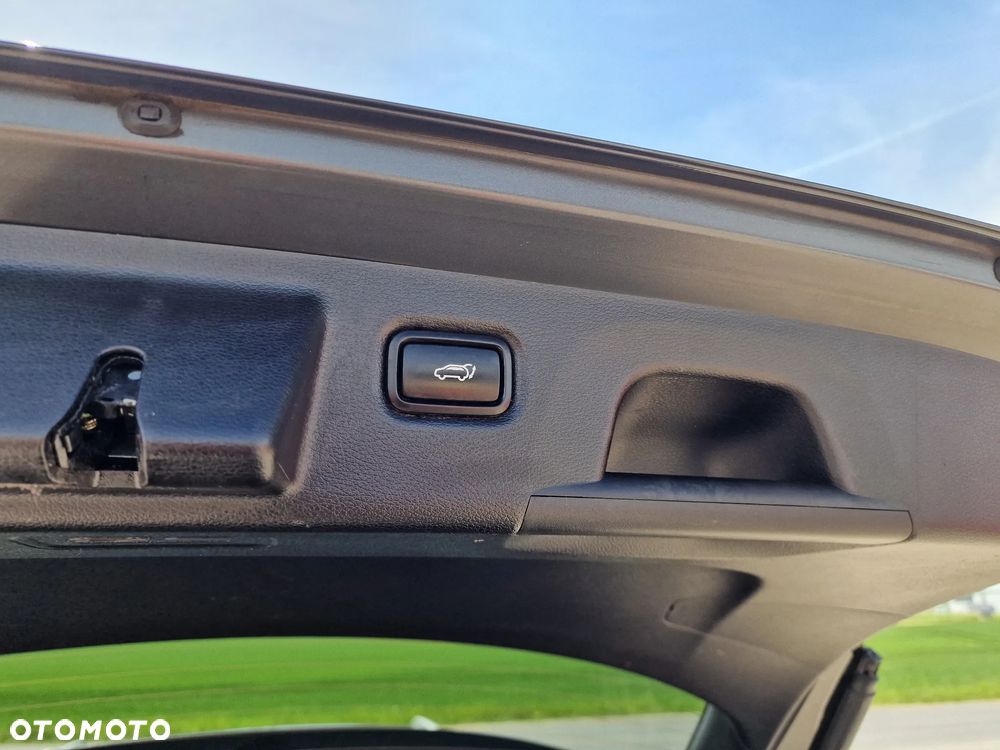Kia Ceed 1.6 CRDi Eco-Dynamics+ (48V Mild-Hybrid) DCT7 Platinum Edition - 33