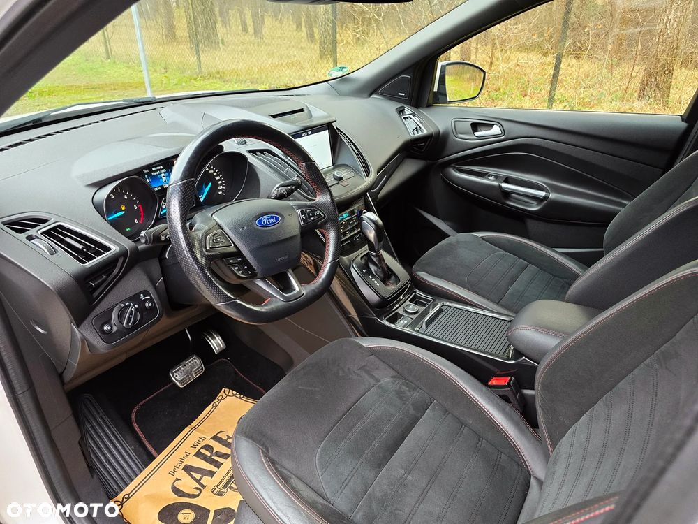 Ford Kuga 2.0 TDCi 4x4 ST-Line - 6