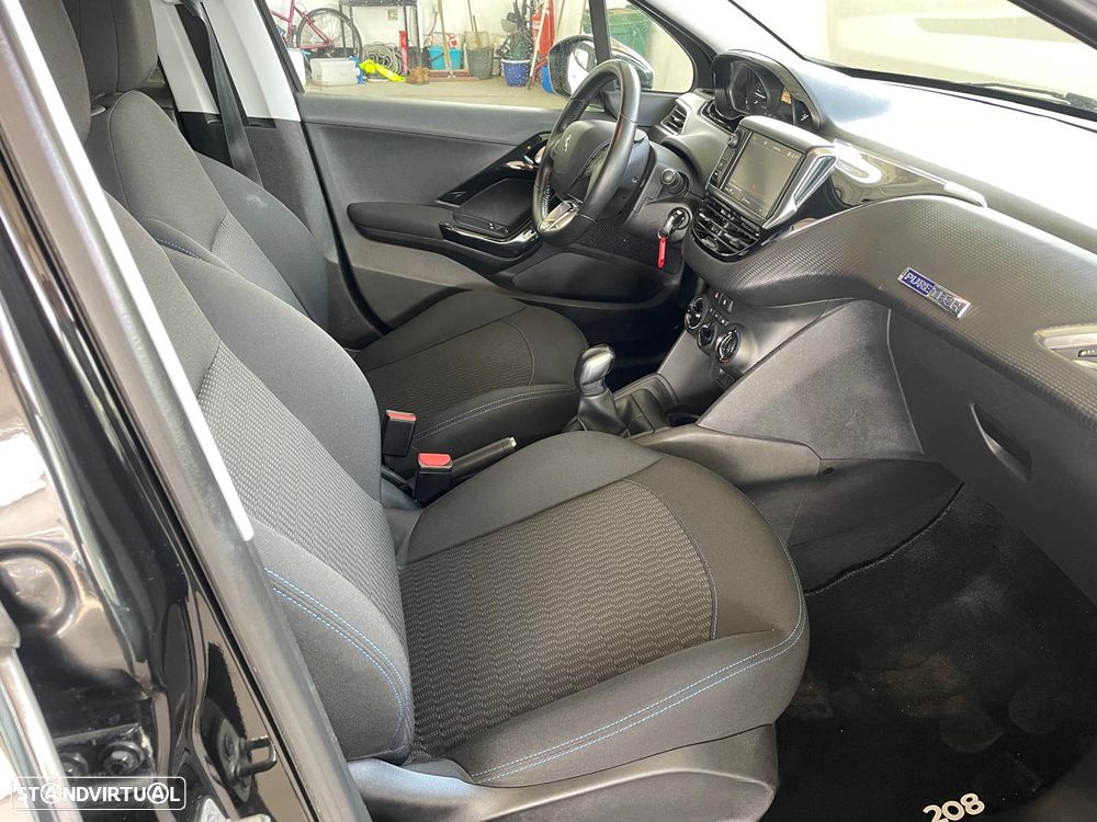 Peugeot 208 1.2 PureTech Style - 16