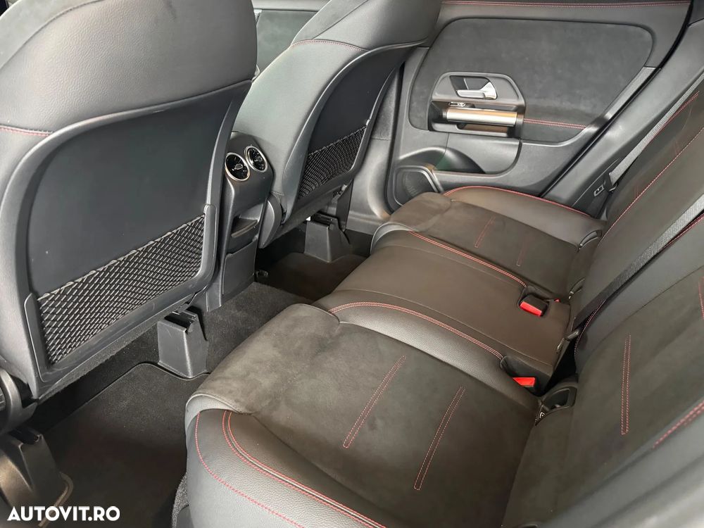 Mercedes-Benz GLA 250 e 8G-DCT AMG Line - 12