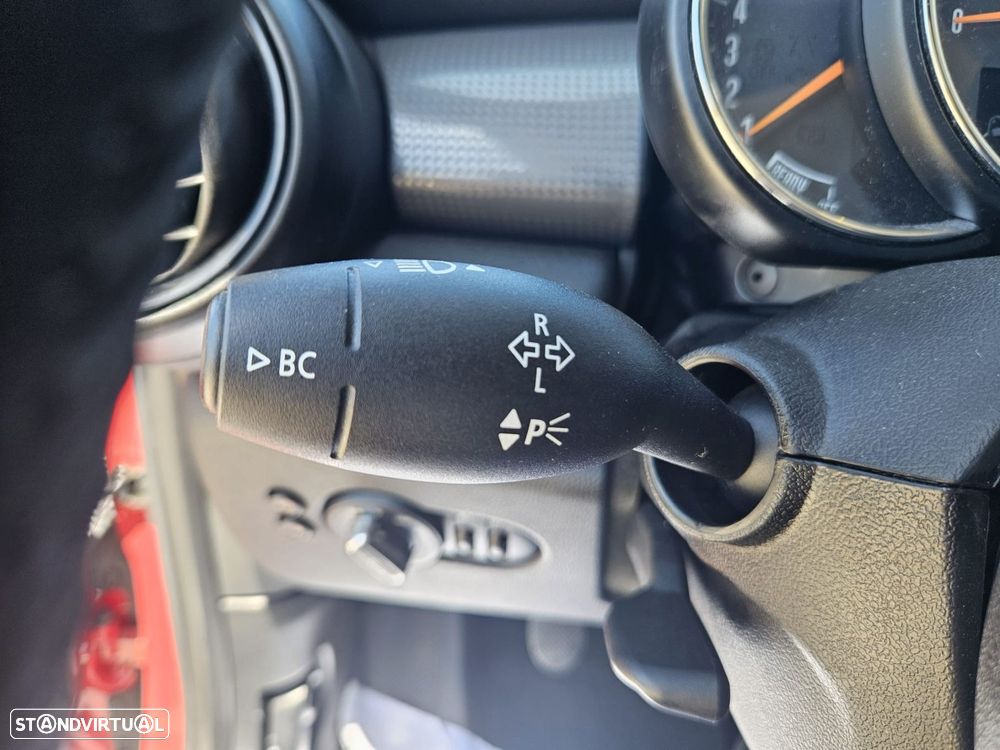 MINI 3 Portas One D - 30