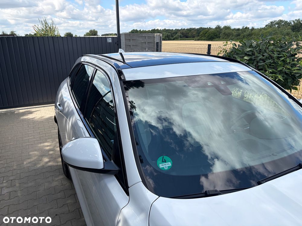 Jaguar F-Pace 2.0 i4D AWD R-Sport - 11