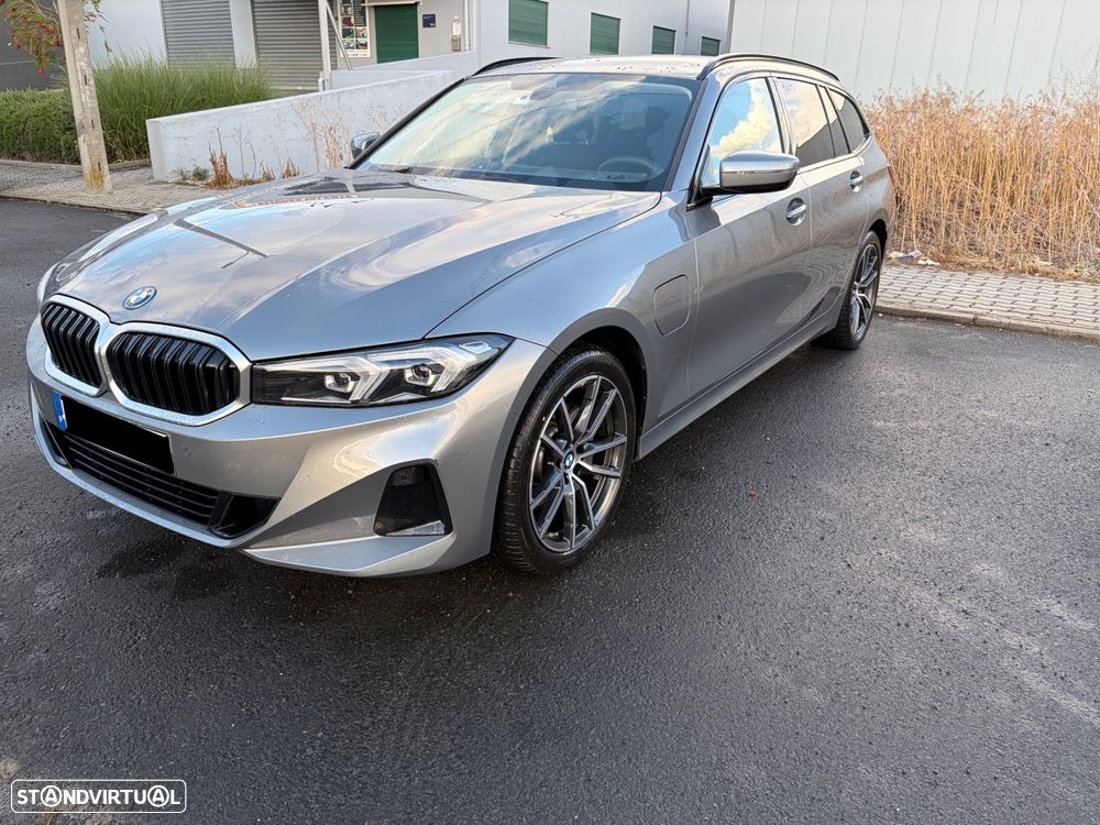 BMW 330 - 3