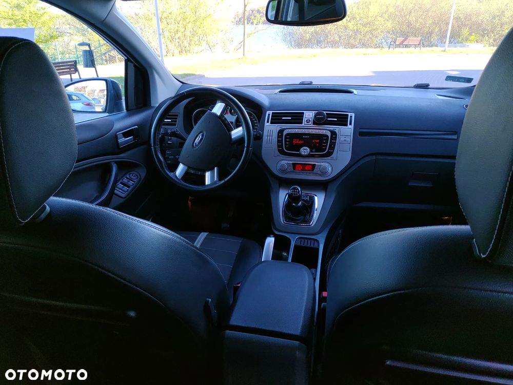 Ford Kuga 2.0 TDCi 4x4 Trend - 12