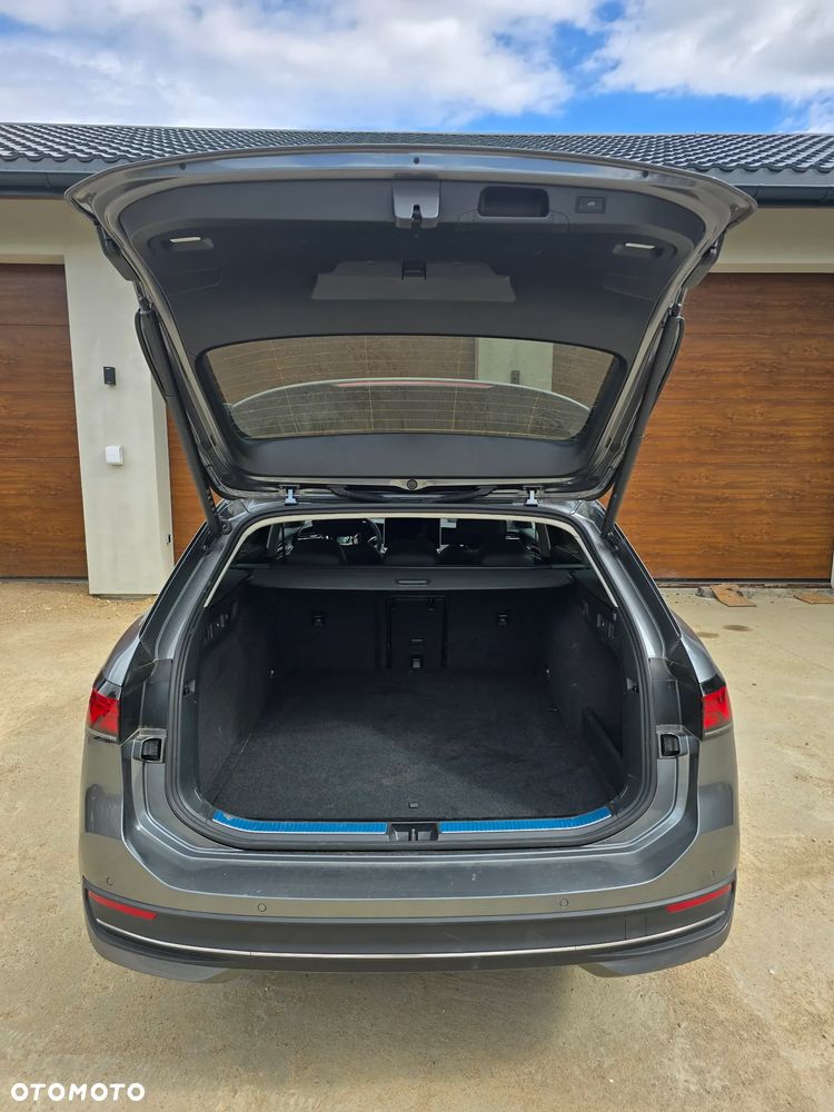 Volkswagen Passat - 7