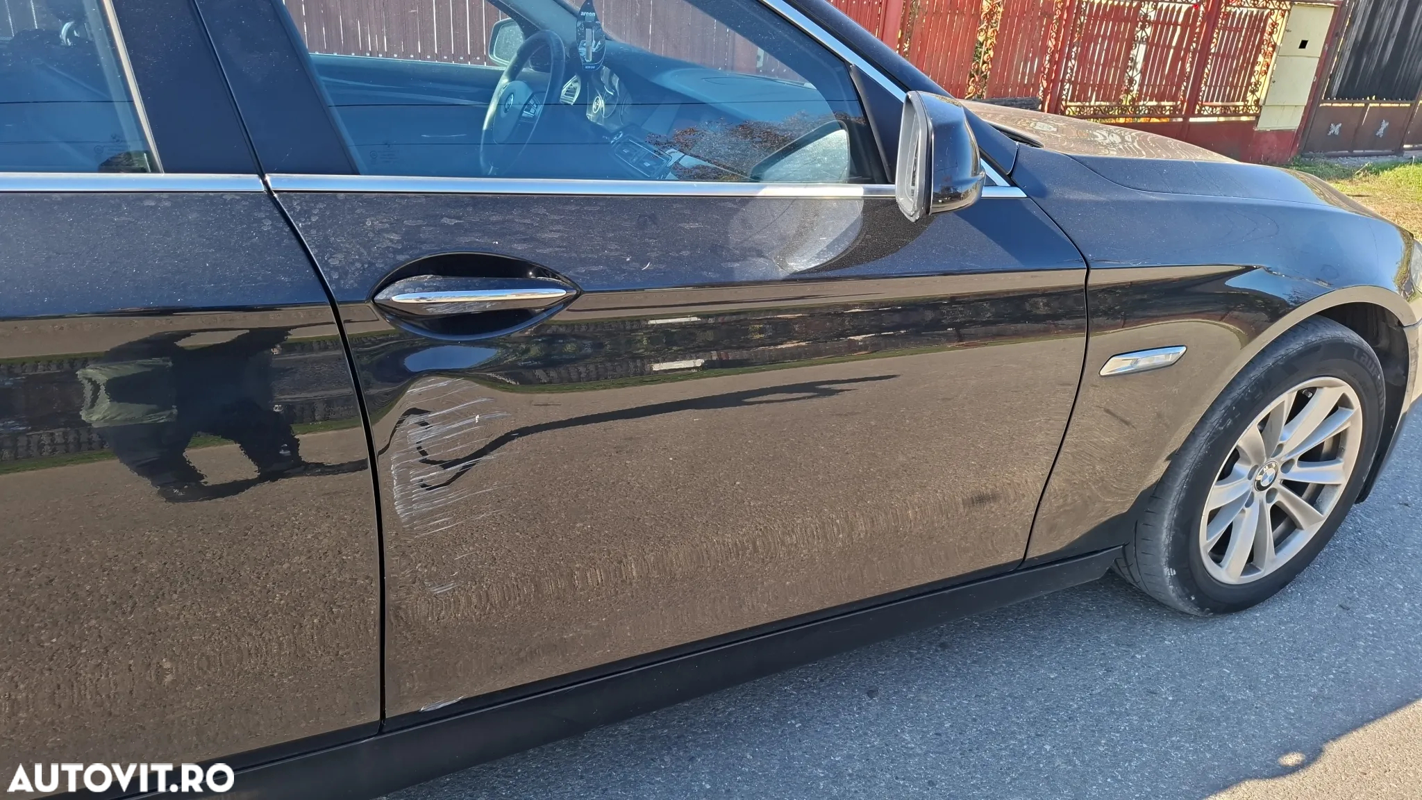 BMW Seria 5 525d Touring - 3