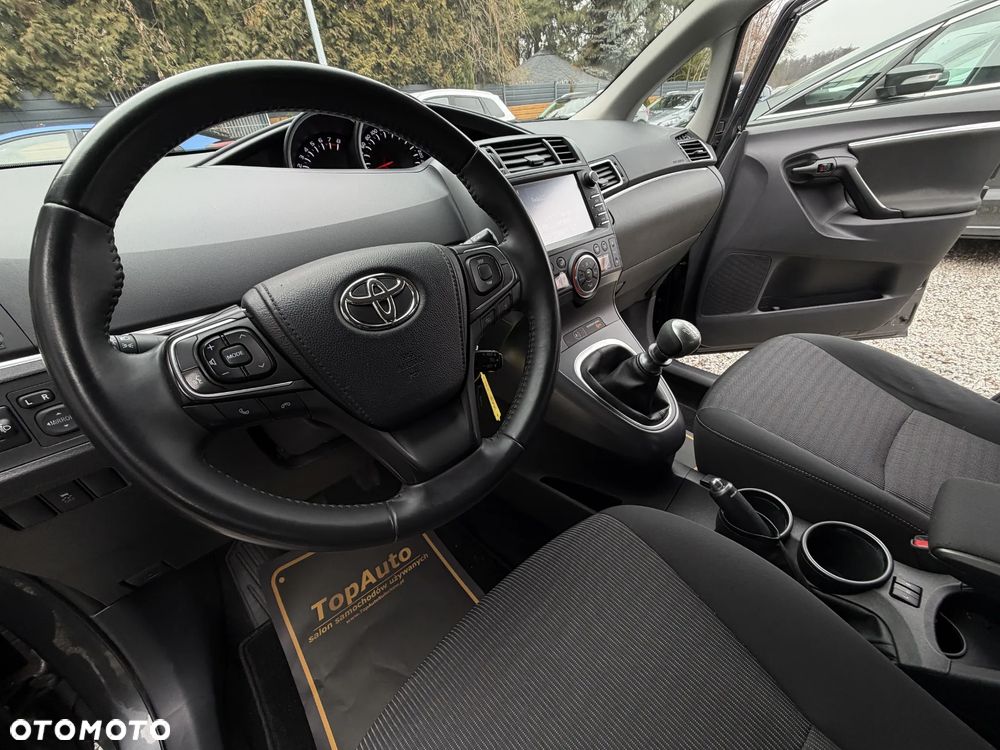 Toyota Verso 1.6 7-Sitzer Life - 17