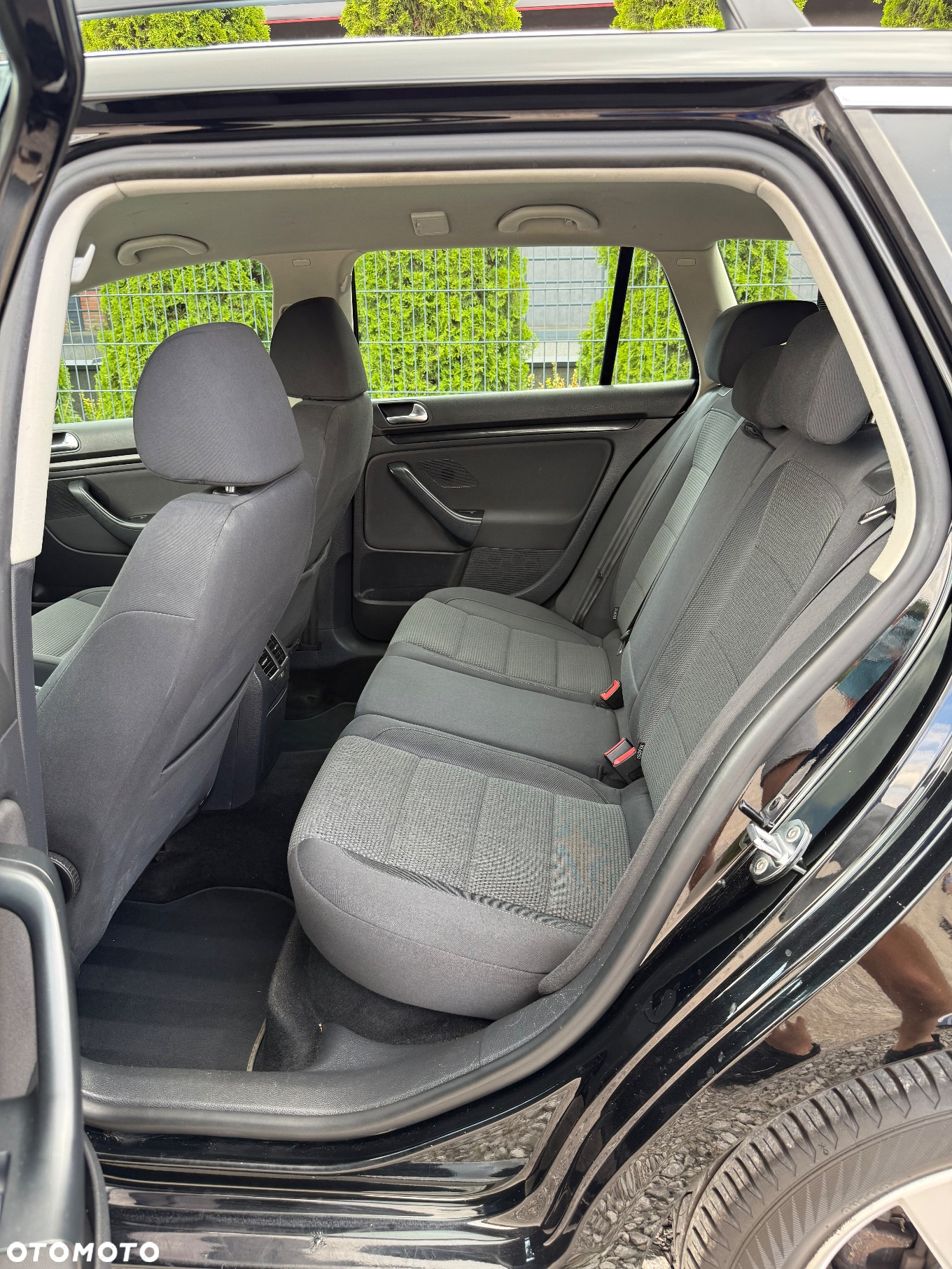Volkswagen Golf VI 1.6 TDI Highline - 18