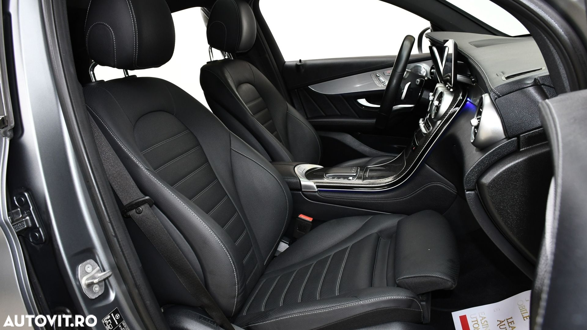 Mercedes-Benz GLC Coupe 300 e 4Matic 9G-TRONIC AMG Line - 10