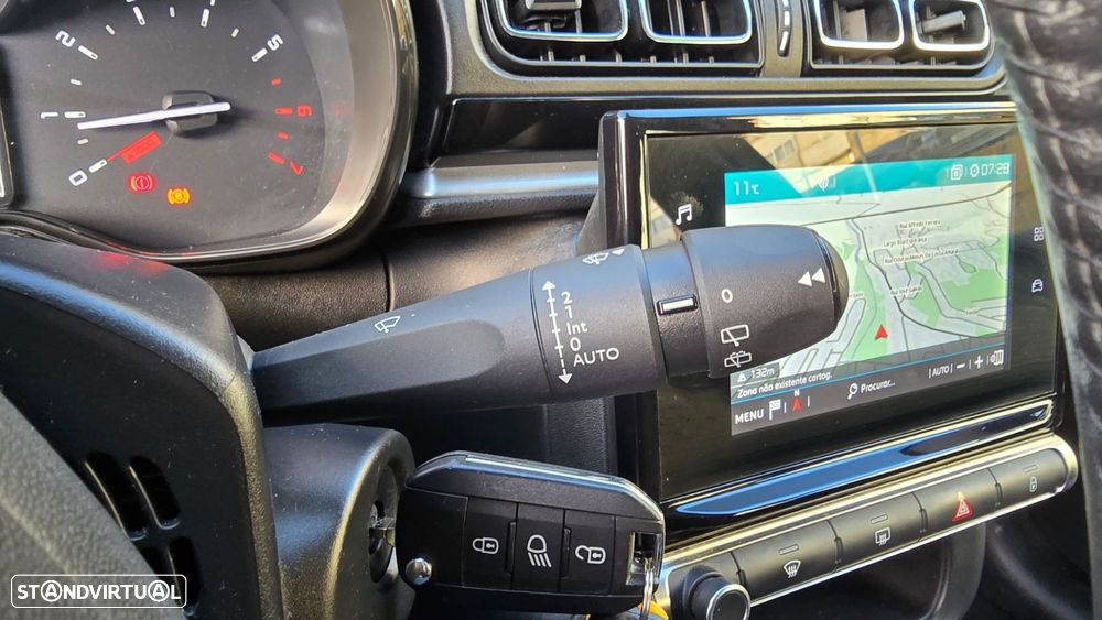 Citroën C3 1.2 PureTech Shine - 17