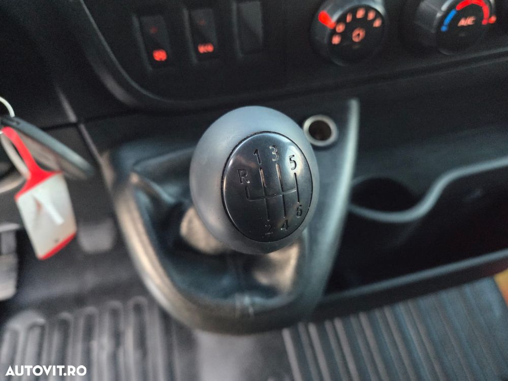 Renault Master L3H2 Black Edition - 32