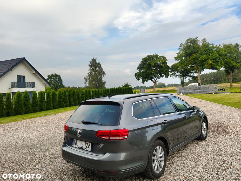 Volkswagen Passat 2.0 TDI (BlueMotion Technology) Comfortline - 20