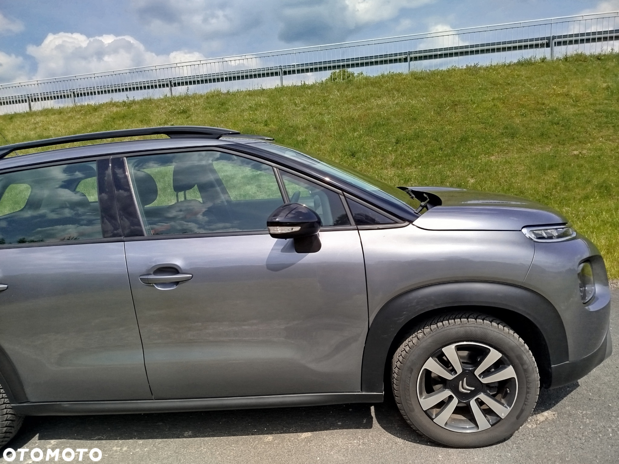 Citroën C3 Aircross 1.2 PureTech GPF Shine S&S EAT6 - 4