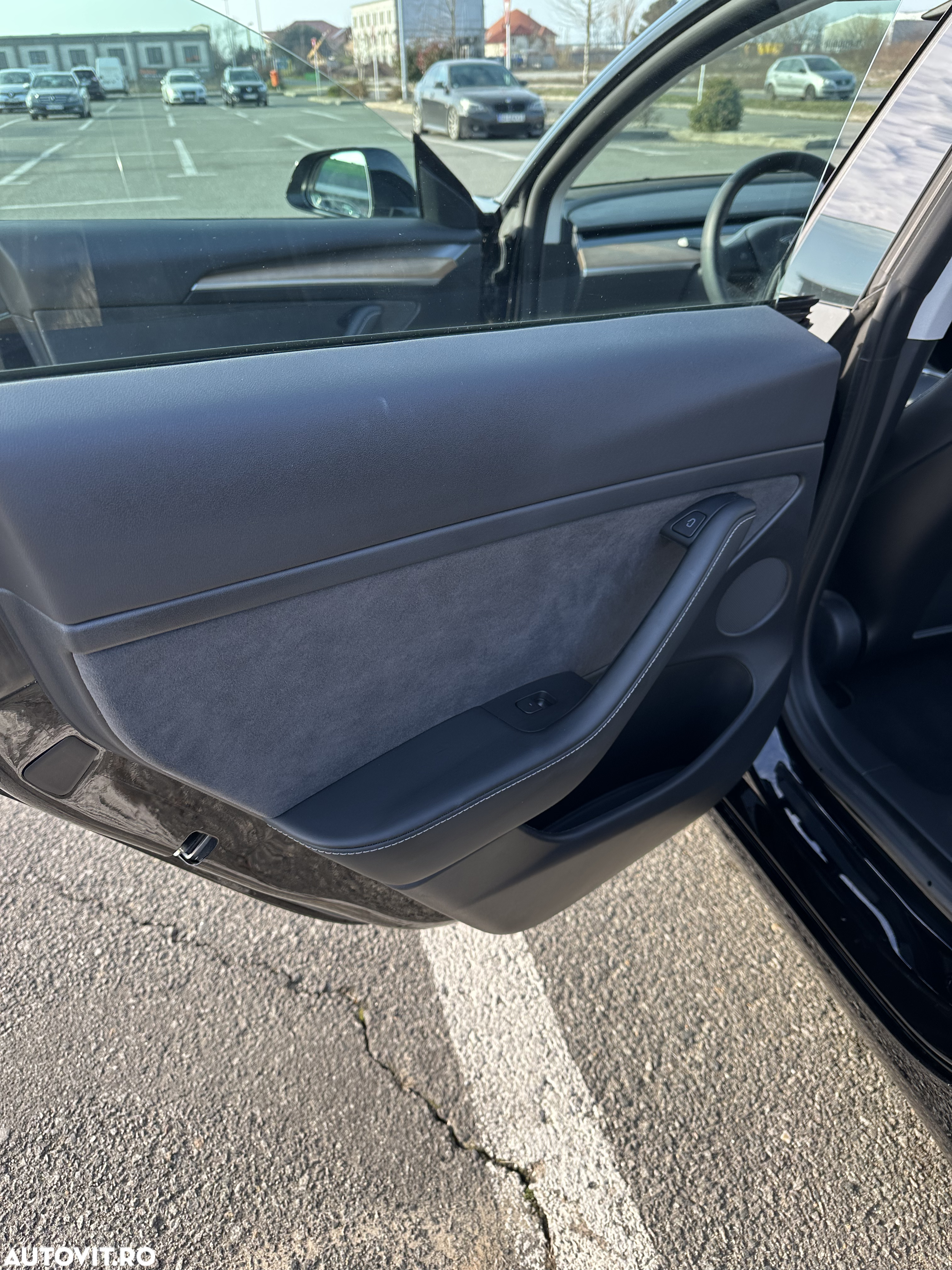 Tesla Model 3 - 27