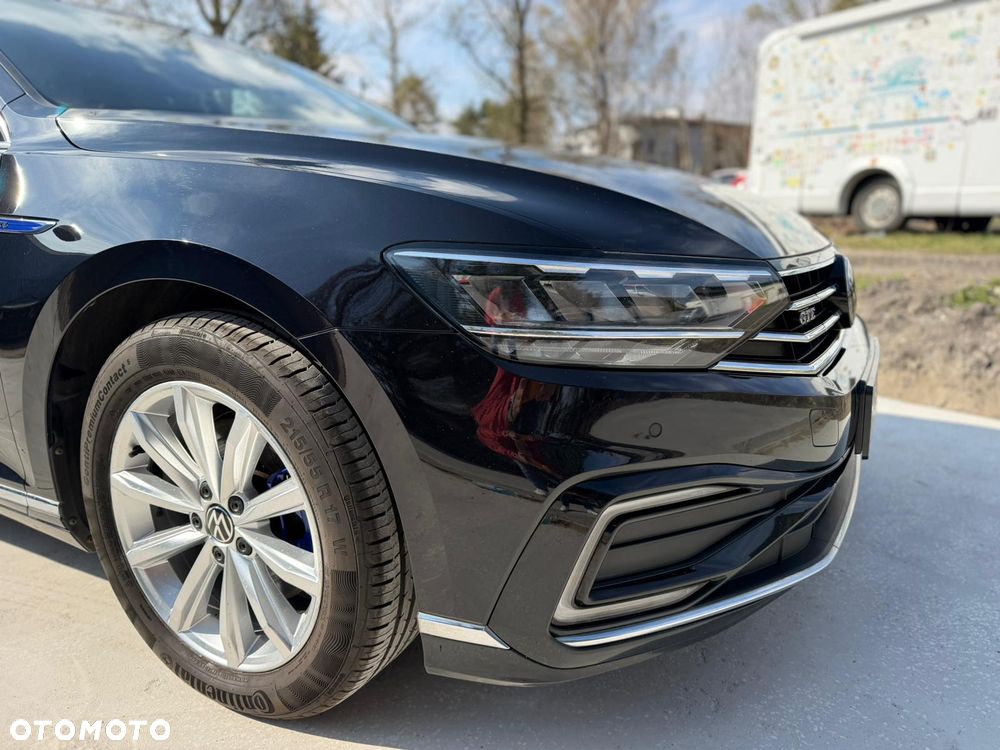 Volkswagen Passat - 5