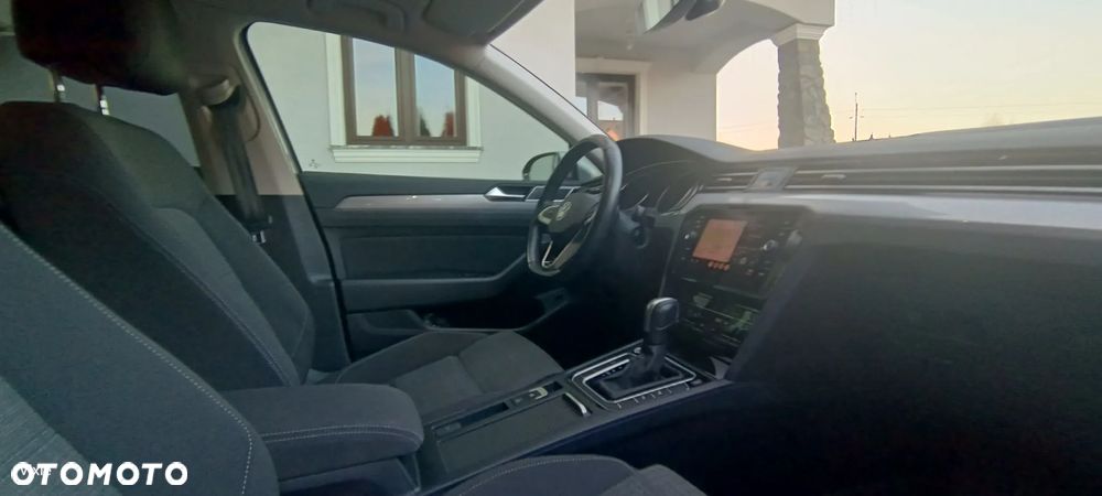 Volkswagen Passat 1.5 TSI EVO Business DSG - 21