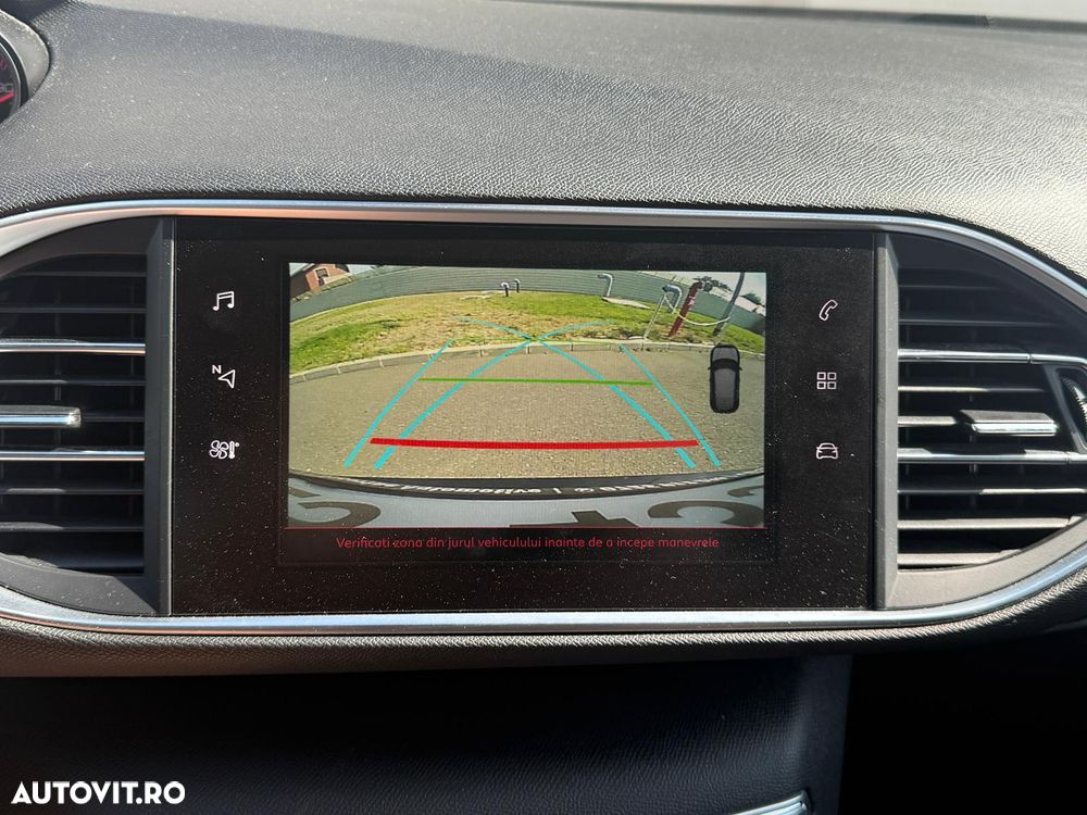 Peugeot 308 - 11
