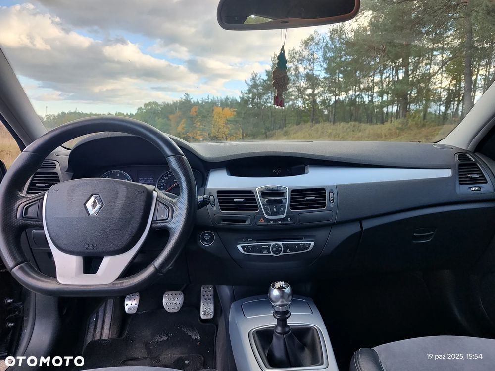 Renault Laguna 2.0 dCi GT - 13