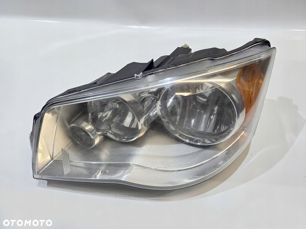 reflektor lampa przód lewy chrysler voyager town country usa 05113337ae - 2