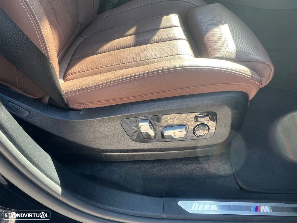 BMW X7 30 d xDrive Pack M - 15