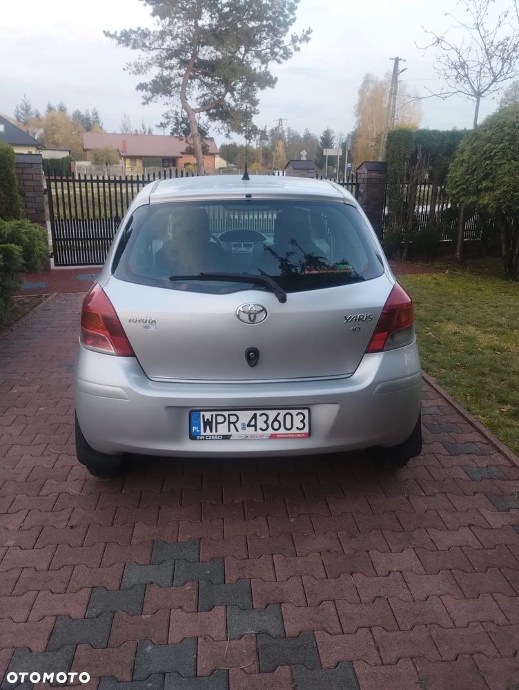 Toyota Yaris - 9